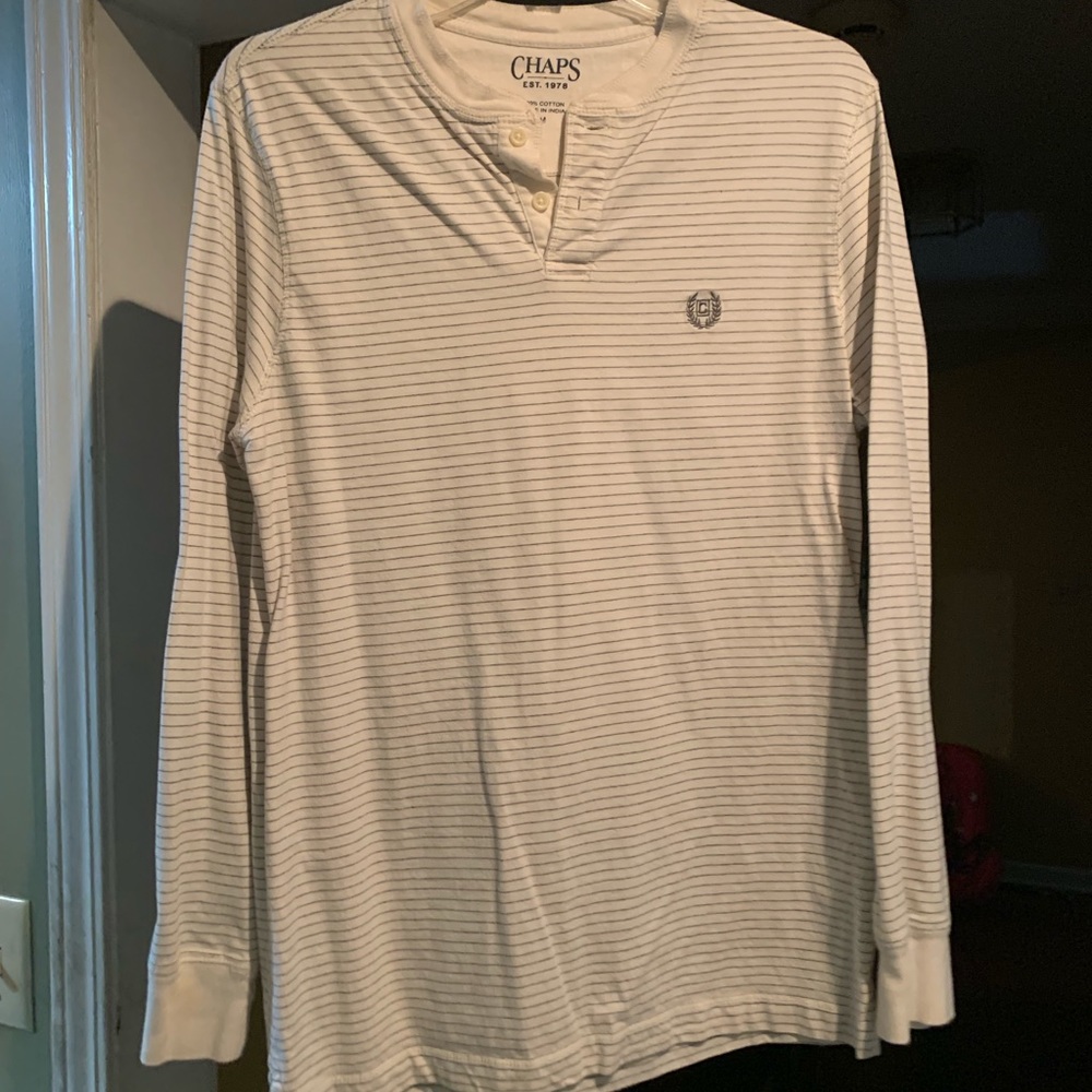 Men’s medium Chaps shirt